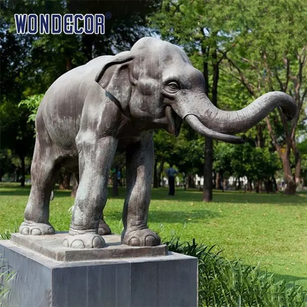 Square Custom Bronze Sculpture Cast Bronze Elephant Statue 230cm