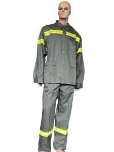 Security Uniform Firefighting Suit With Reflective Tapes For Men Buttons And Velcro Jacket And Pants Standard Firefighting Uniform