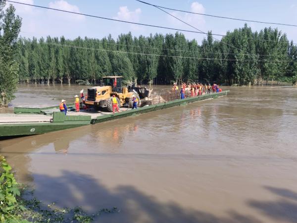Buy Roadway Width 5m Military Floating Bridge Temporary Modular at wholesale prices