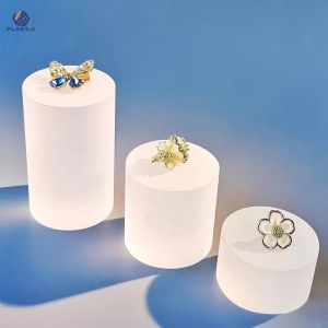 Quality Custom Acrylic Jewelry Display Stand Lightweight Design Acrylic Cylinder Pedestal for sale