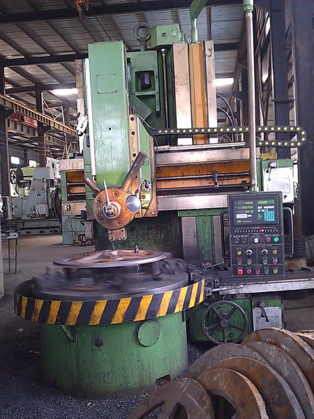 Buy Over Voltage Protection CNC Vertical Turning Lathe , Single Column CNC Vertical Turret Lathe at wholesale prices