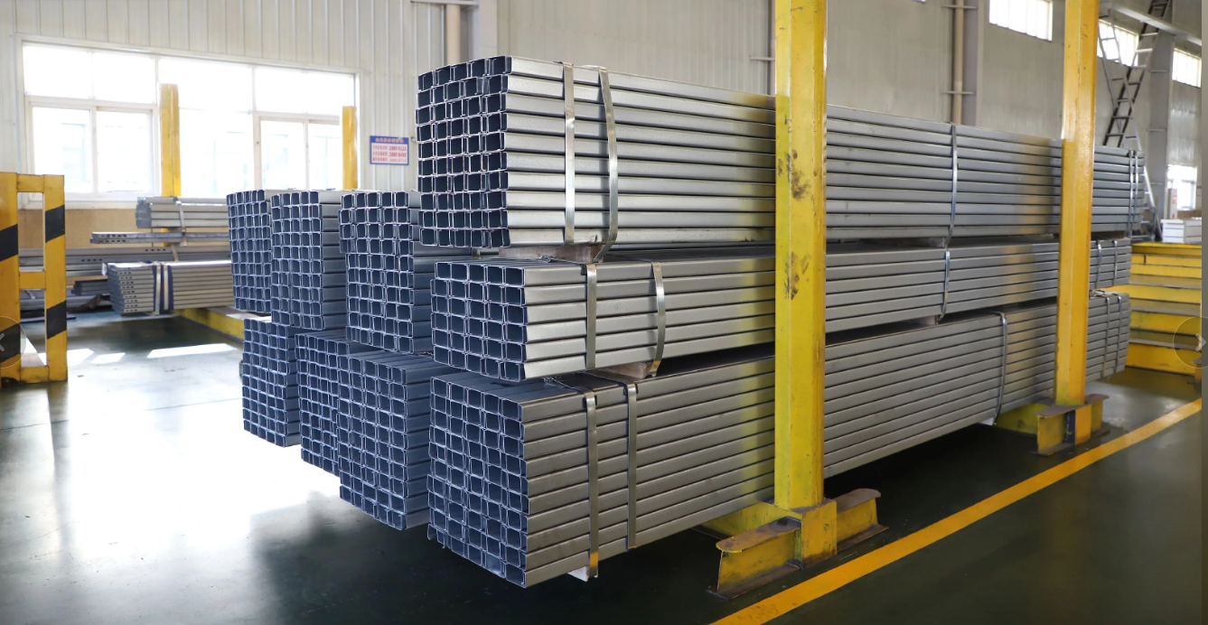 Galvanized Steel Building Anti Corrosion PV Steel Structure Warehouse Construction