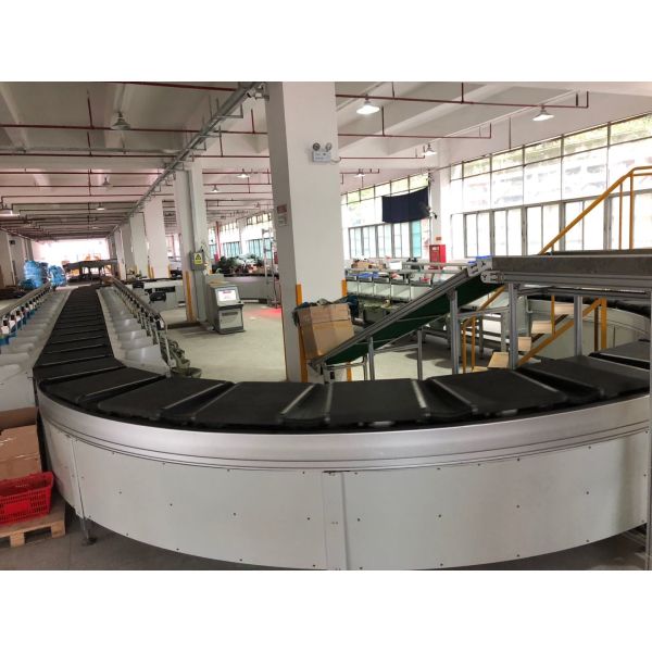 Vertical Cross Belt Sorter System For Logistic Shipping
