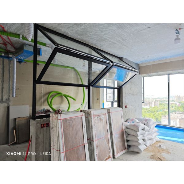 Craft Recyclable Material Folding Window Utilizing Upcycled Components for Sustainable Construction