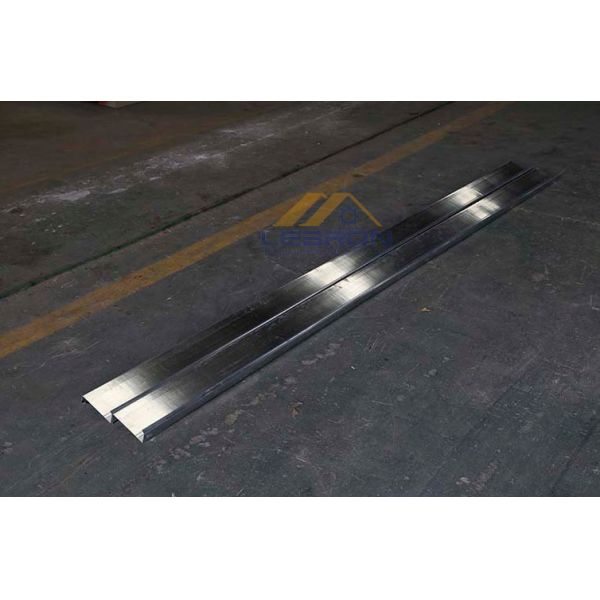 Omron Encoder Siemens PLC Control Fully Automatically C Z Purlin Roll Forming Machine