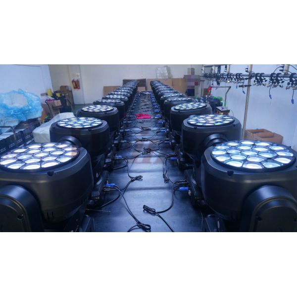 19pcsX15W Bee Eye Rgbw LED Moving Head / Sharpy Beam Moving Head With ZOOM Function